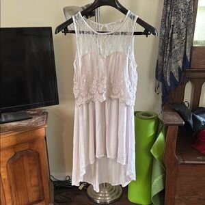 Elegant White Lace Dress